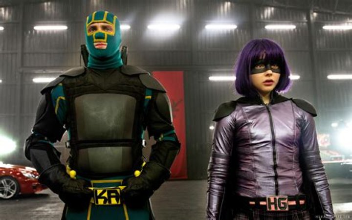 Kick Ass and Hit Girl at the finale in Kick-Ass