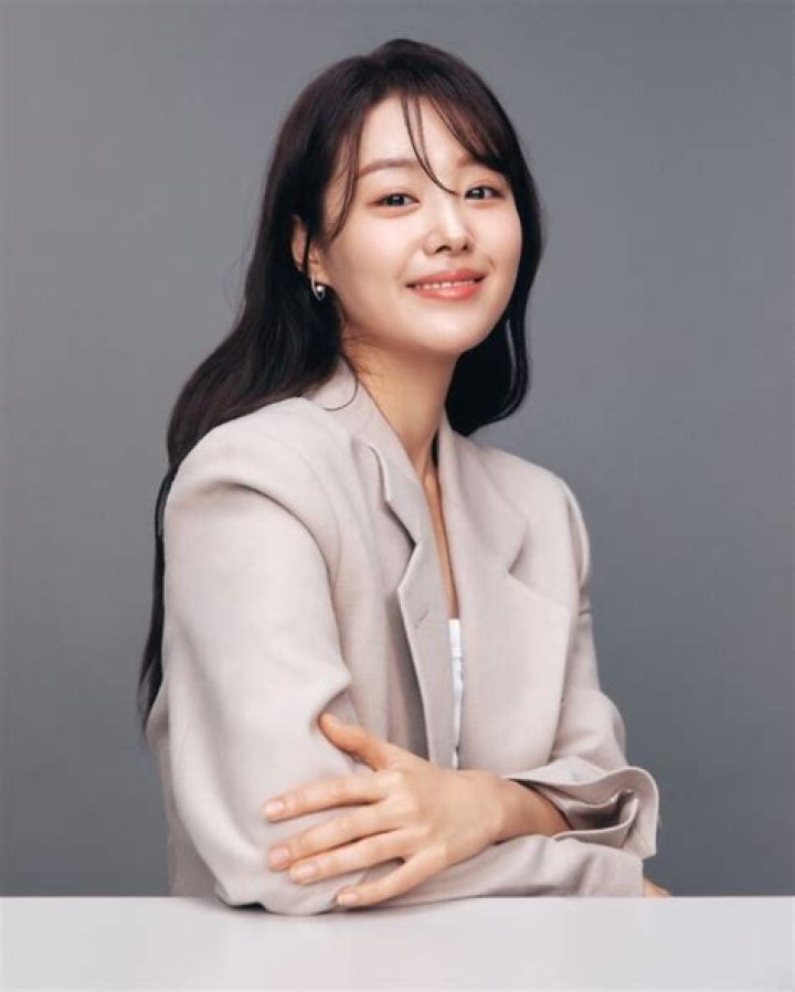 Kim JiEun Biography, Height & Life Story Super Stars Bio