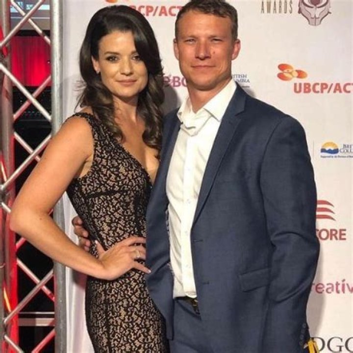 Know about Kimberly Sustad longterm relationship with her Boyfriend