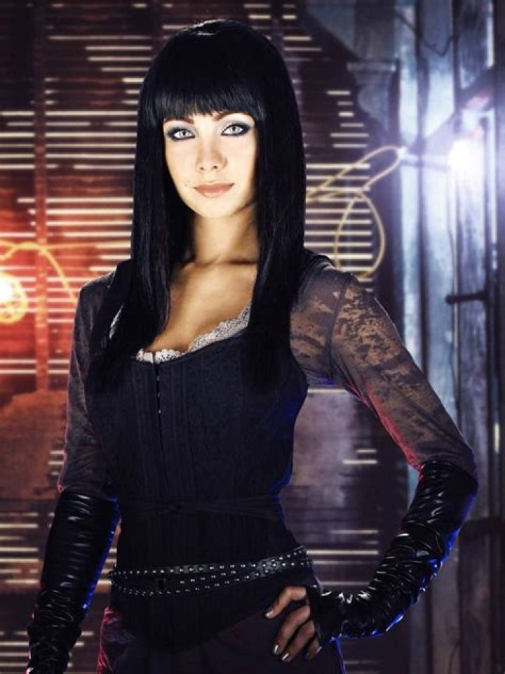 Ksenia Solo Lost Girl Photo (34569636) Fanpop