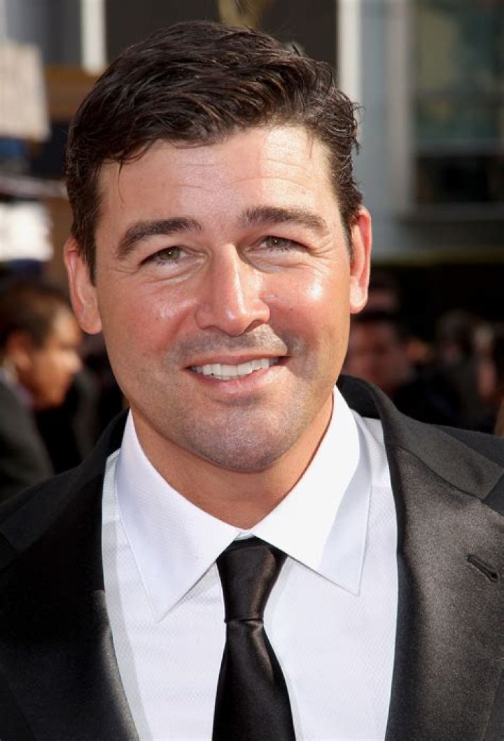 Kyle Chandler age
