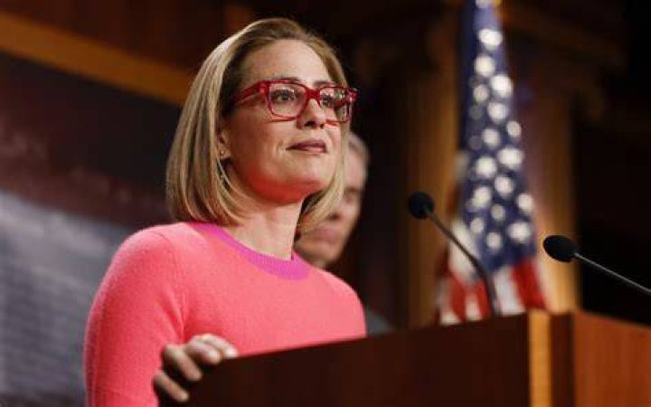 Kyrsten Sinema Wiki, Net Worth, Age, Height and More