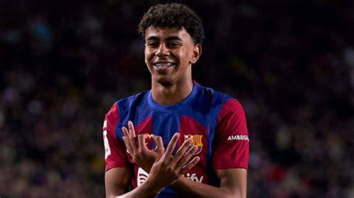Lamine Yamal Barca Star Celebrates with Rumoured Girlfriend Alex