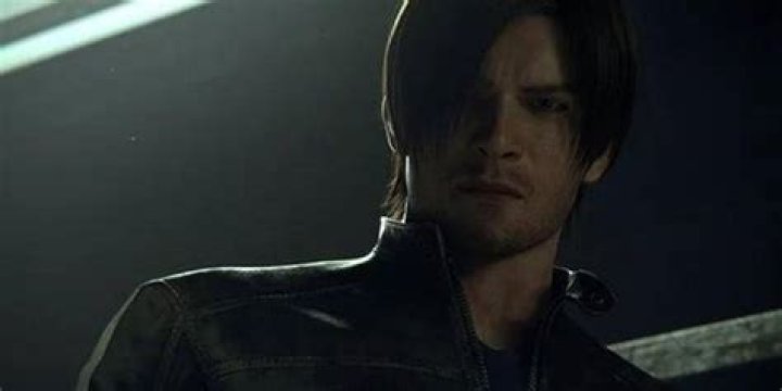 Leon looking down in Resident Evil Vendetta