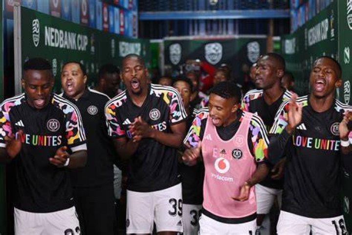 Lesedi Kapinga's biography: Orlando Pirates' pre-season signing