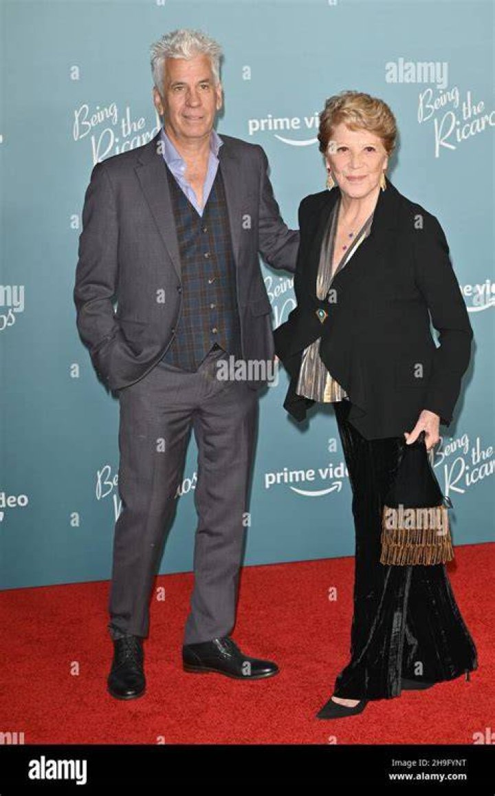 Linda lavin and steve bakunas hires stock photography and images Alamy