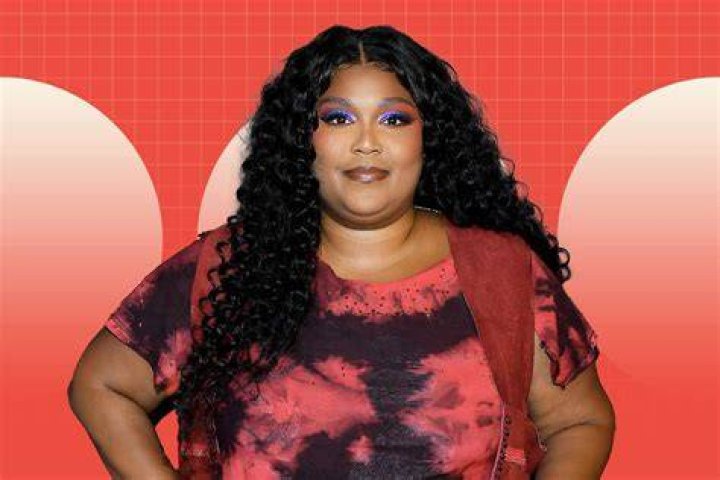 Lizzo RasinaDaxton