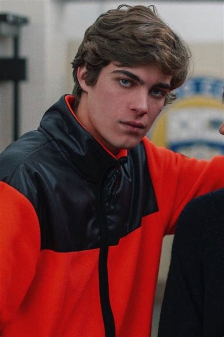 Lorenzo Zurzolo Movies, Bio and Lists on MUBI
