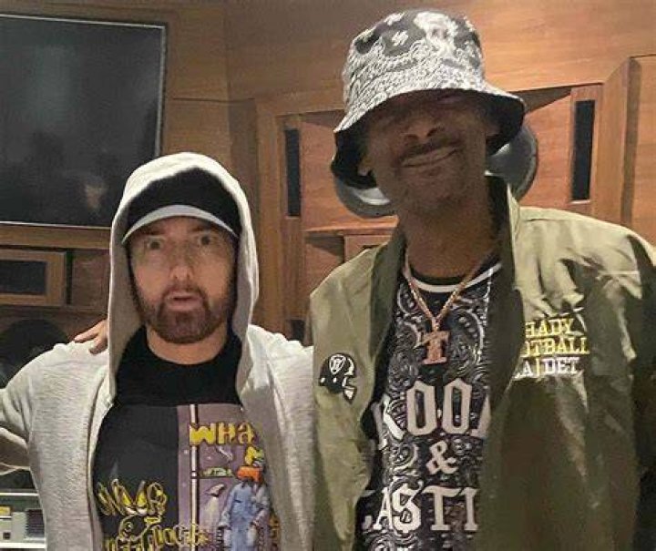 Lose Yourself in the Moments From Eminem, Snoop Dogg’s VMA Performance