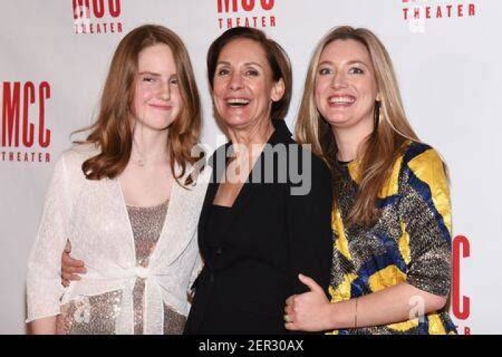 Mae (daughter of Zoe Perry), Laurie Metcalf and Zoe Perry attend MCC