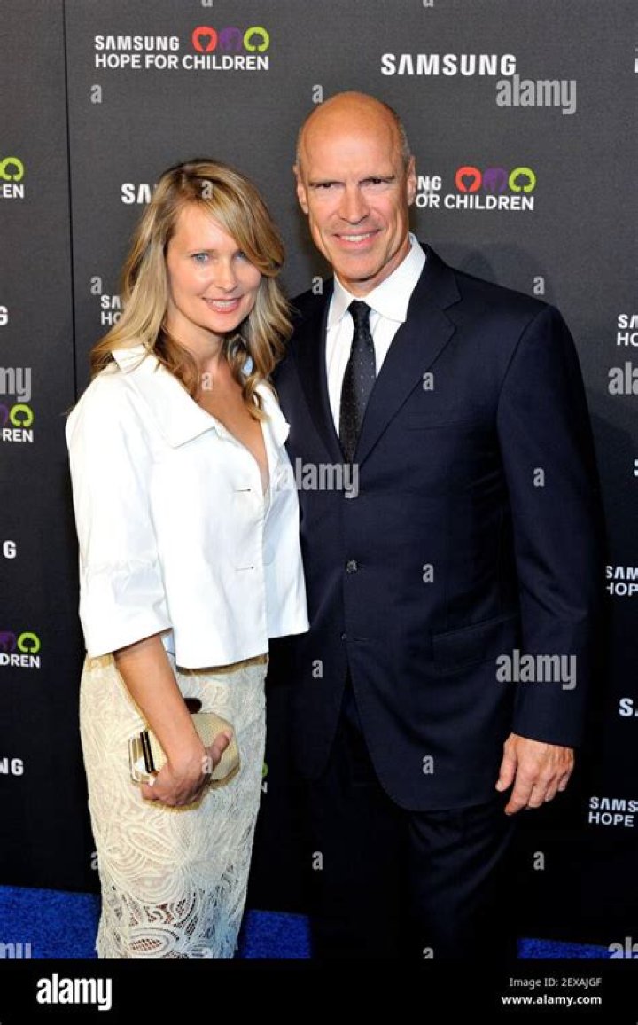 Mark Messier Wife Who is Kim Clarke 2023?