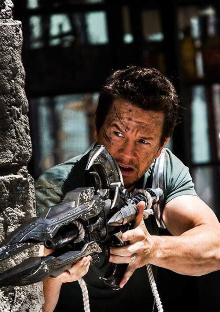 Mark Wahlberg as Cade Yeager in Transformers.