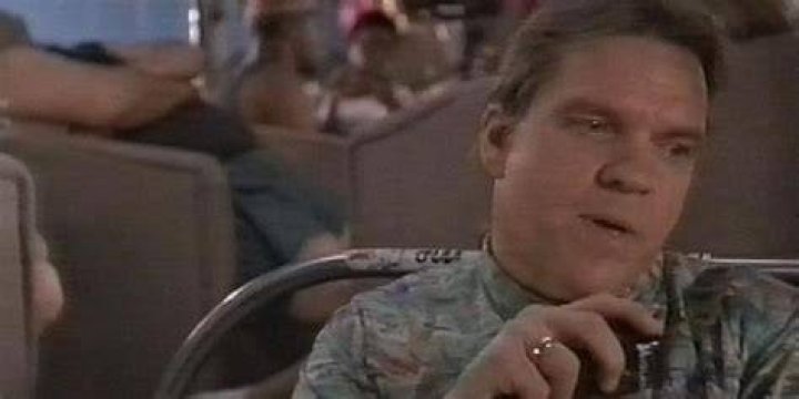Meat Loaf driving a bus in Leap Of Faith