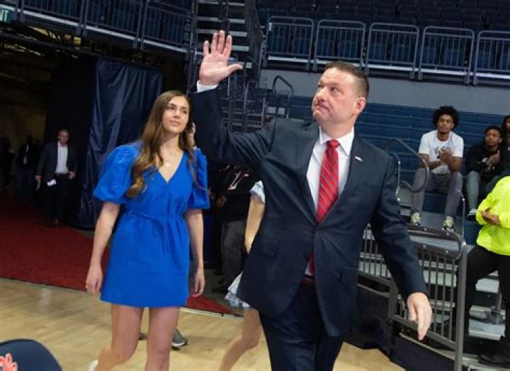 Meet Chris Beard's Girlfriend Randi Trew (Bio, Wiki) Beard girlfriend