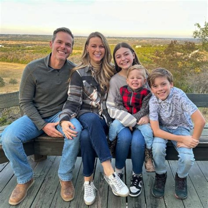 MEET GRANGER SMITH&rsquo;S WIFE, AMBER EMILY BARTLETT SMITH Country singers