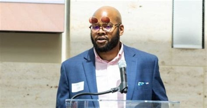 Meet Jay Arzu, the Roosevelt Boulevard Subway's Reviver