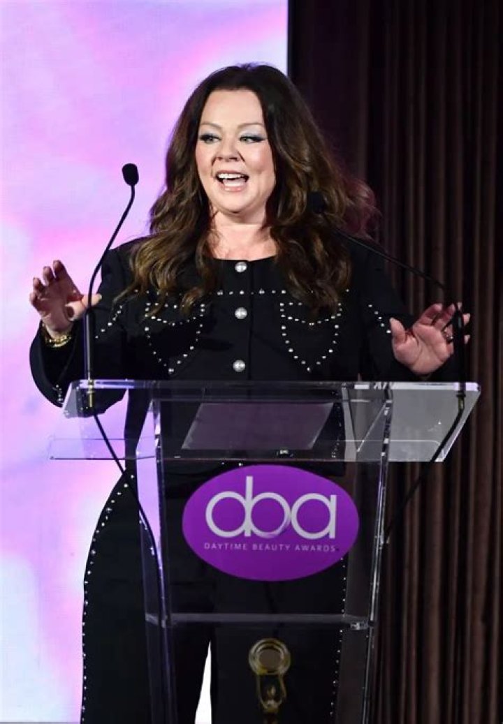 Melissa McCarthy as Scuttle in The Little Mermaid (Genderswap)