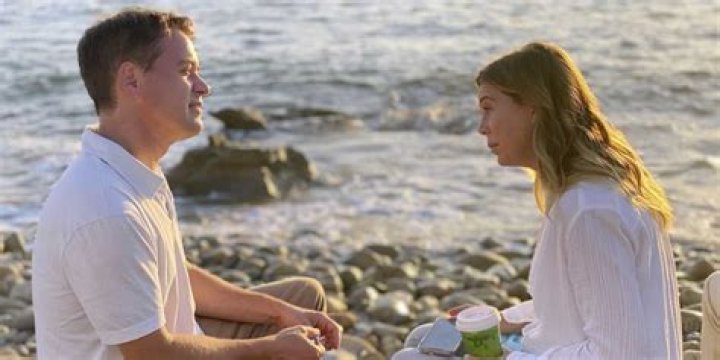 Meredith on the beach in season 17 of Grey's Anatomy