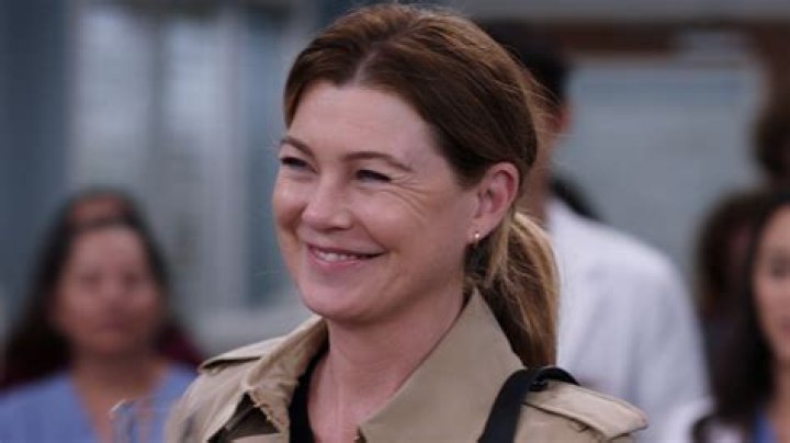 Meredith smiling season 1