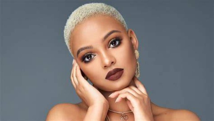 Mihlali Ndamase