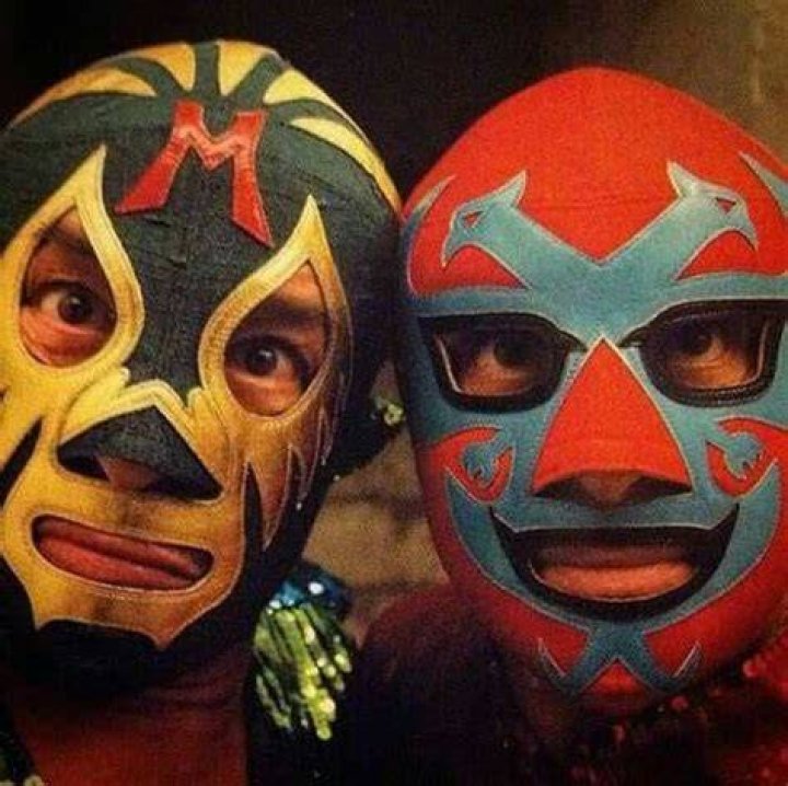 Mil Mascaras and Dos Caras.