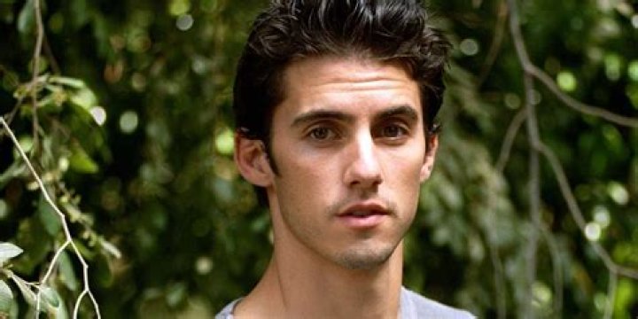 Milo Ventimiglia as Jess Mariano in Gilmore Girls