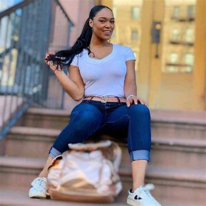 Montana Fishburne bio who is Laurence Fishburne's daughter? Le