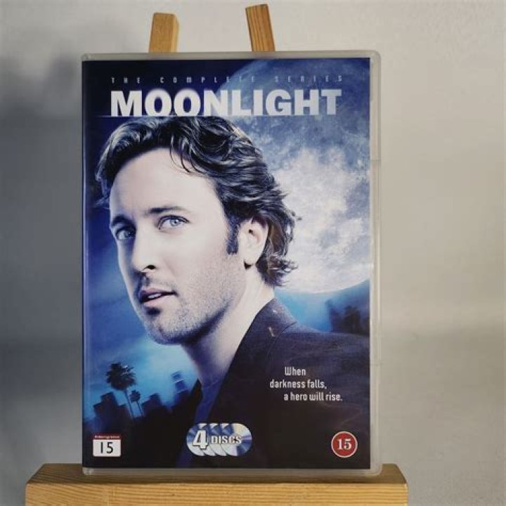 moonlight alex o'loughlin vertical