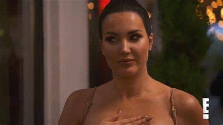 Natalie Halcro Is Pissed About Seeing Ex Shaun Phillips