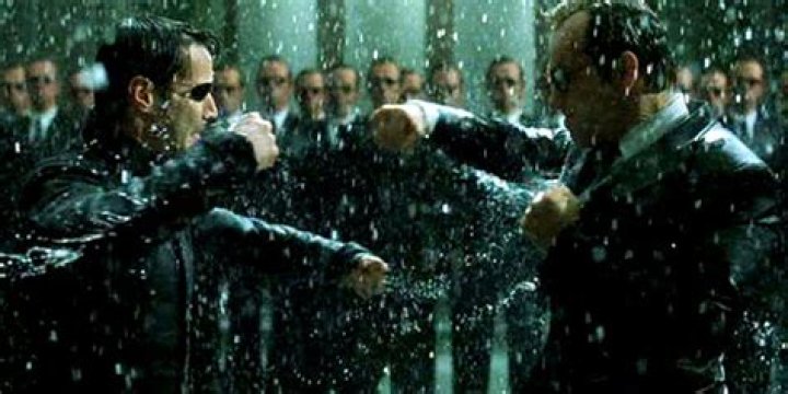 Neo vs Agent Smith in The Matrix Revolutions