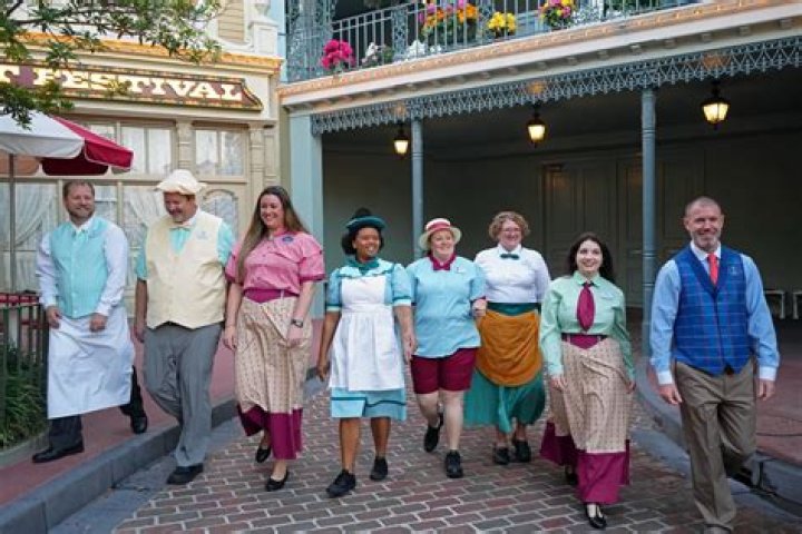 New Main Street U.S.A Cast Member Costumes & More Daily Recap (3/14/24