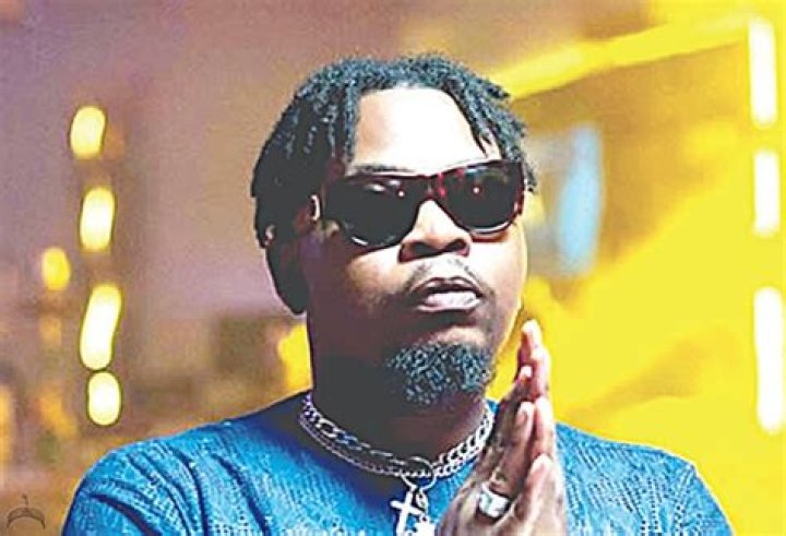 Olamide Unveils New YBNL Artiste, Senth Ọmọ O&ograve;du&agrave;
