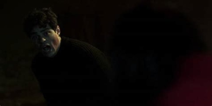 Owen watches as Max dies in The Recruit's season 1 finale