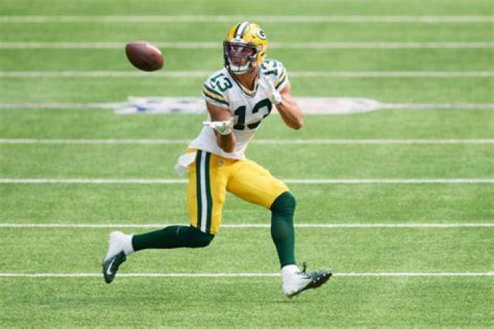 Packers’ Davante Adams Reveals How Allen Lazard Earned the Special Nickname