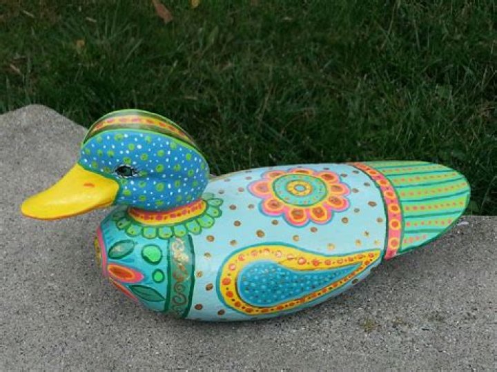 Painted Duck by Kitchiki on deviantART