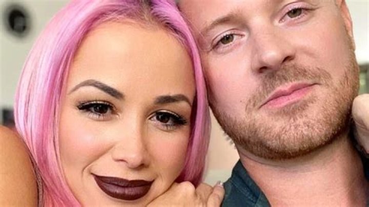 Paola and Russ Mayfield of 90 Day Fiance: Happily Ever After?
