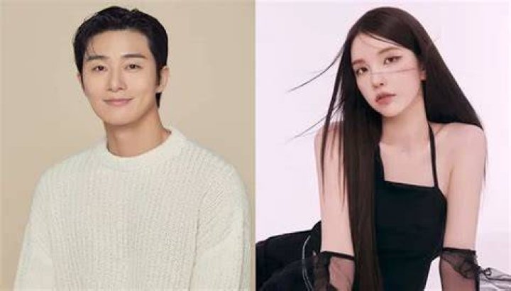 Park Seojoon Introduced Model Girlfriend To His Friends At Birthday
