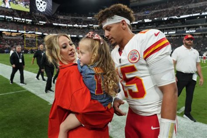 Patrick Mahomes, Brittany Matthews&rsquo; Photos With Daughter Sterling Us
