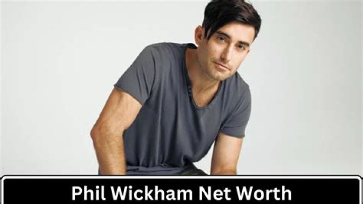 Phil Wickham Performs Live Phil wickham, Haircuts for men, Phil