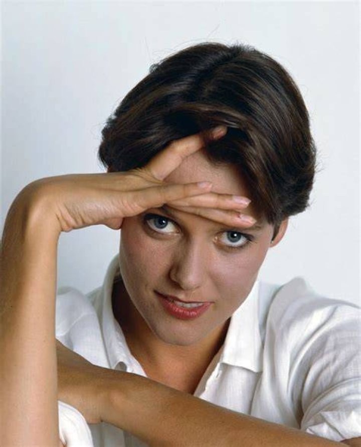 Picture of Carey Lowell