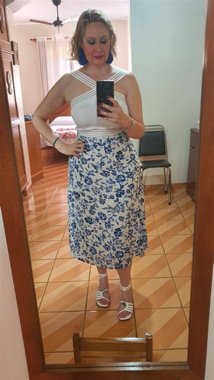 Pin by Eloisa Calemi on looks da El&ocirc; Fashion, Sexy older women