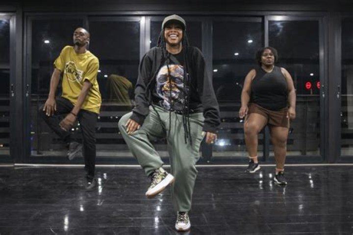 Plus-Size Lady Dances to Amapiano Tune In TikTok Video With Over 75,000 Views, Men Gush: 