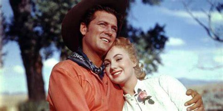 Pore Jud Is Daid scene From Oklahoma!