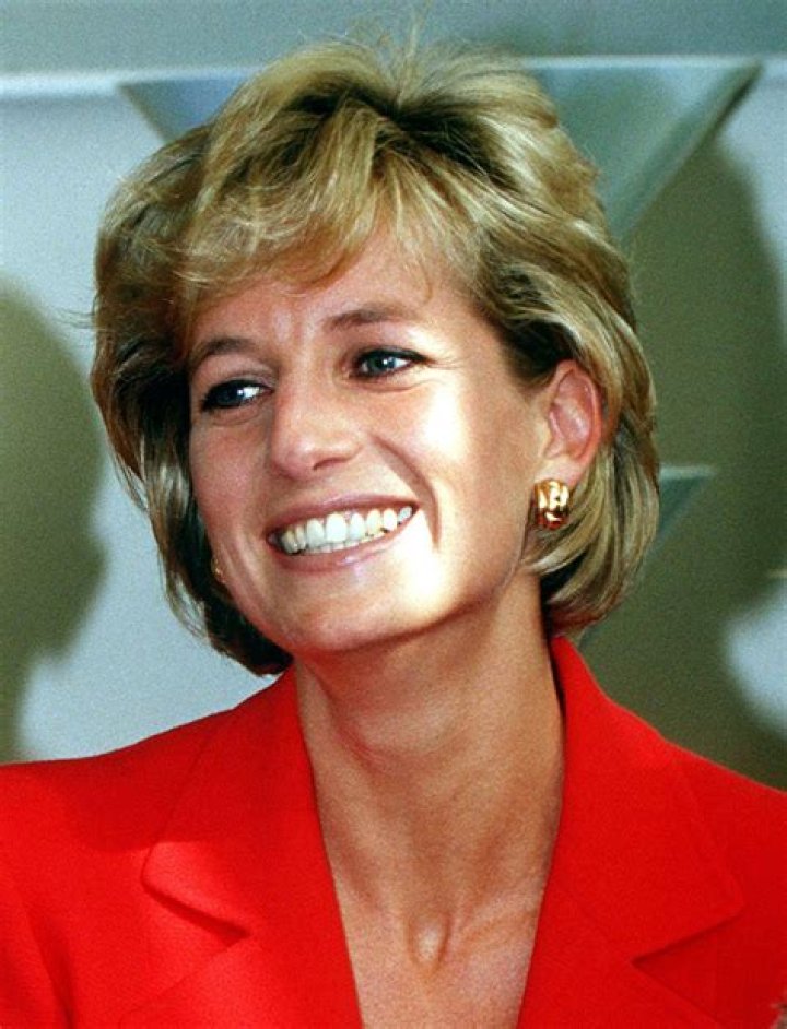 Princess Diana's Aquamarine Cocktail Ring. Princess diana jewelry