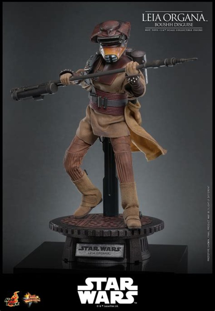 Princess Leia Disguised as Boushh in Star Wars Return of the Jedi