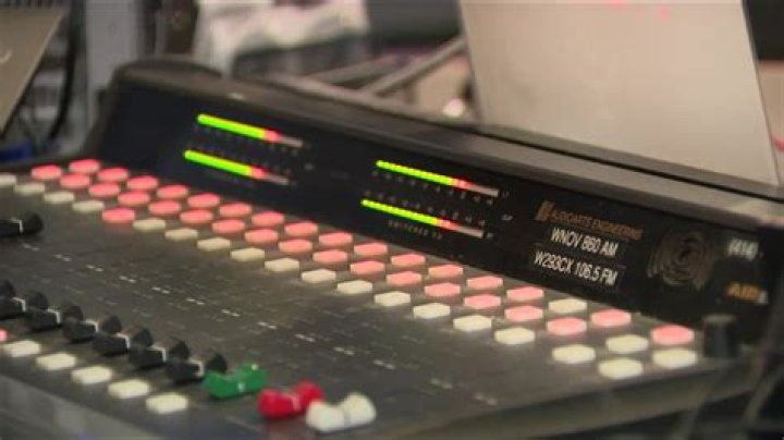 Radio Station Rebrands To Honor Bill Anderson