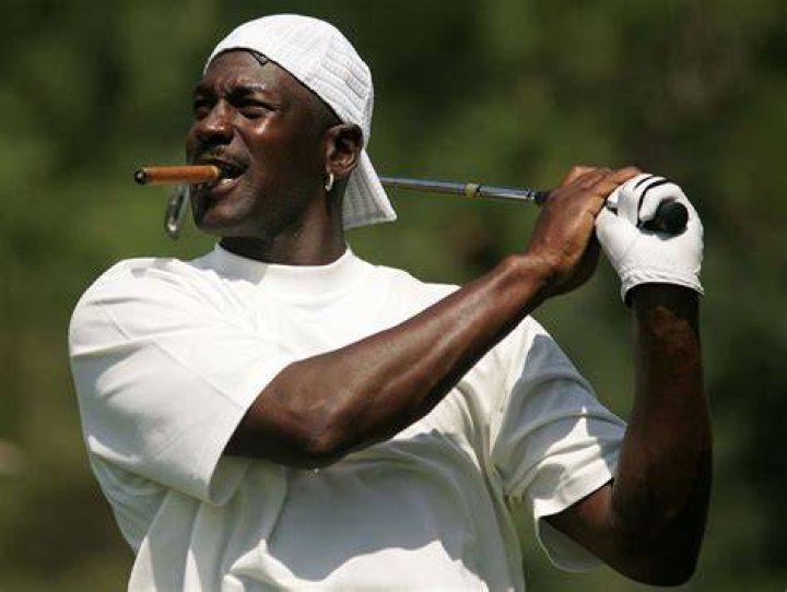 RARE: Michael Jordan Playing Golf With Larry Bird and Oscar Nominated Actor in
Iconic Photo