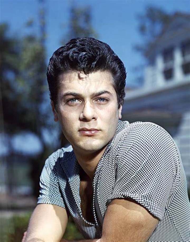Ray Liotta as Billy Handsome in Mob Of The Dead