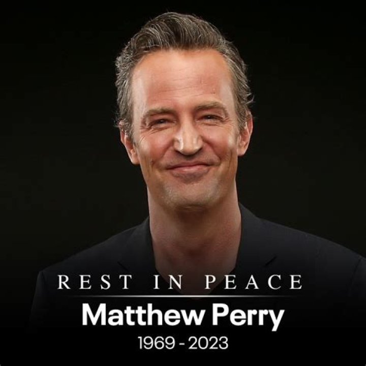 Rest In Peace Matthew Perry Netizens 'Heartbroken' At Death Of Friends