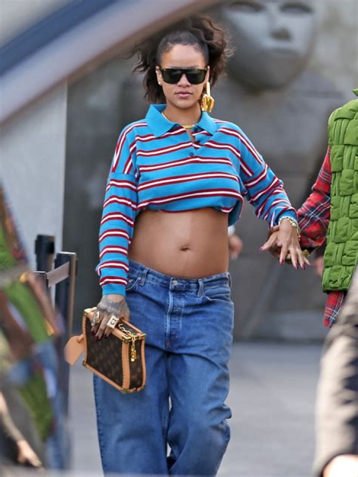 Rihanna Poses Pantsless